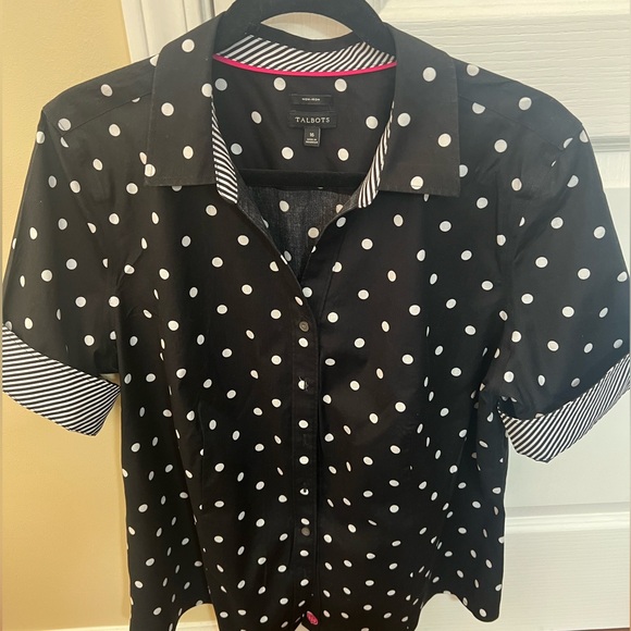 TALBOT’S NON IRON BLACK & WHITE POLKA DOT SHIRT SIZE 16. NEVER WORN - Picture 1 of 8